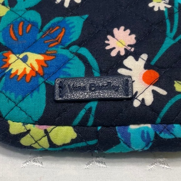 Vera Bradley Small Crossbody Bag - Picture 2 of 6